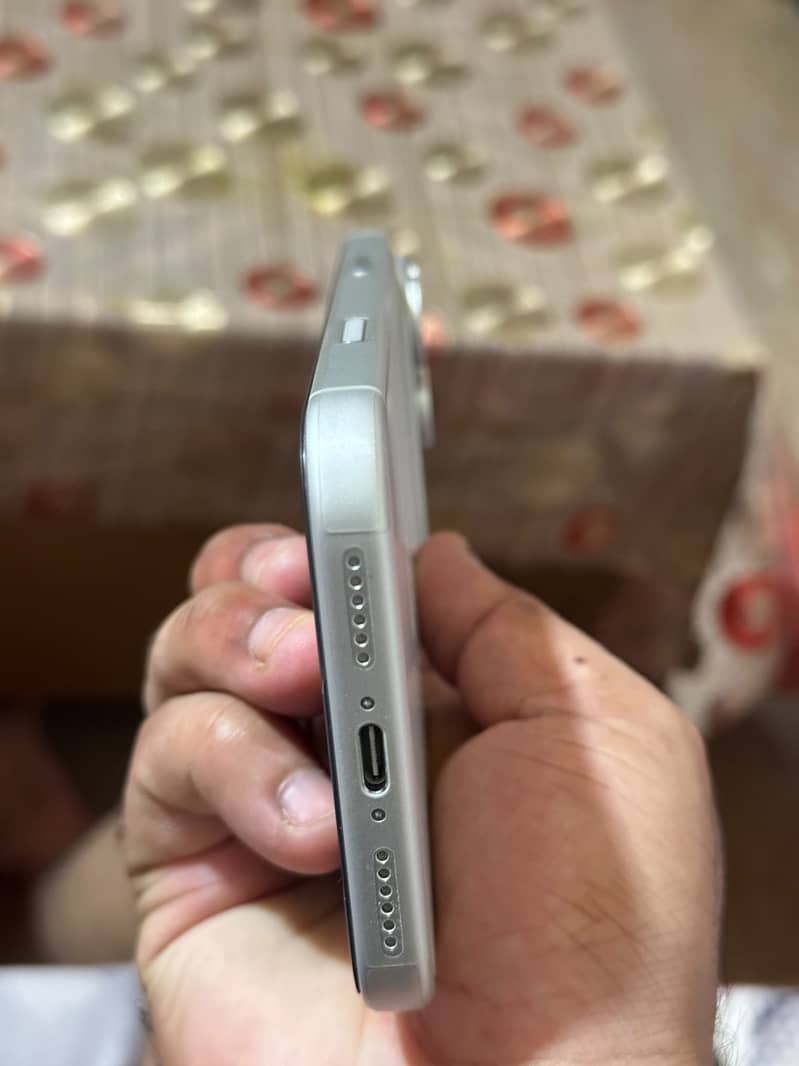iphone 17 Pro Max 3