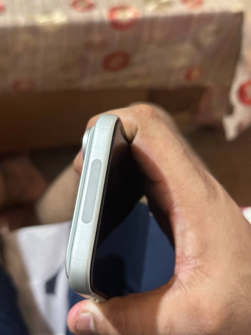 iphone 17 Pro Max 4