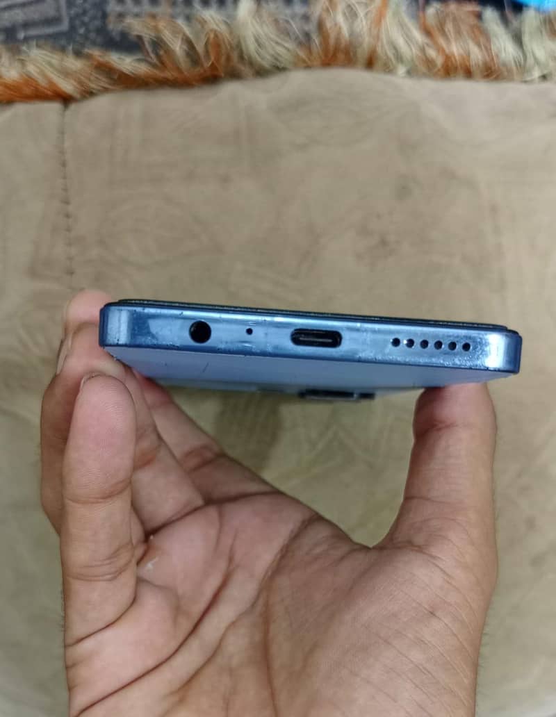 Tecno CAMON 20 4