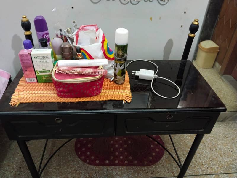 DRESSING MIRROR WITH CONSOLE 2