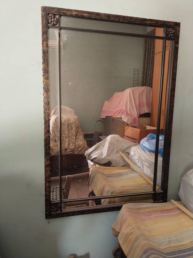 DRESSING MIRROR WITH CONSOLE 3