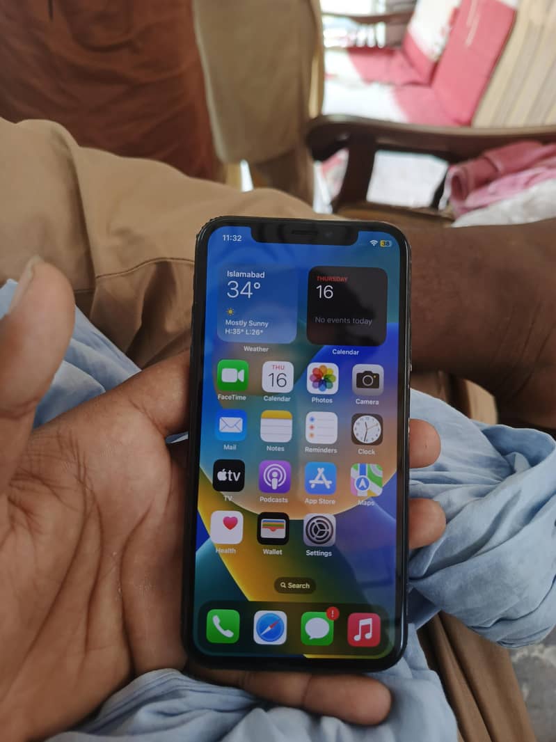 Apple iPhone X 2