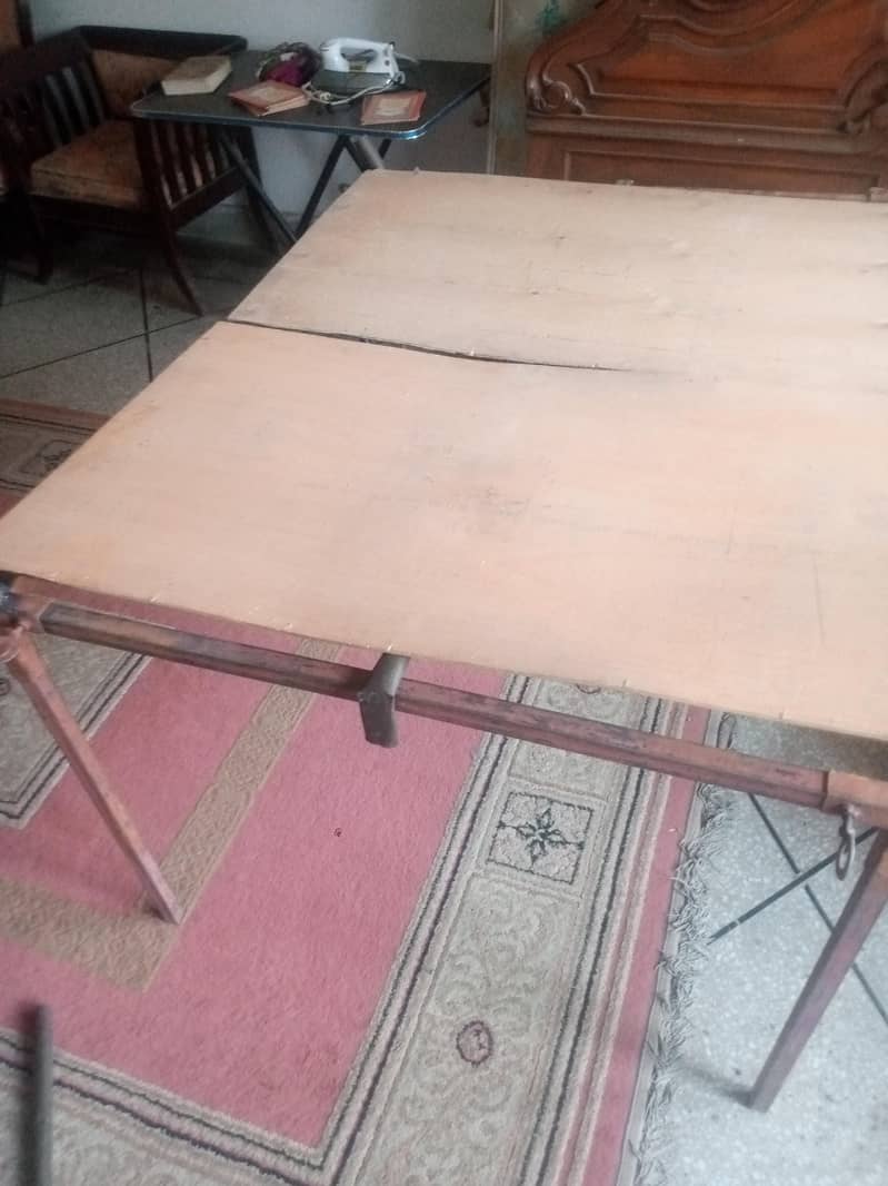 folding table 2
