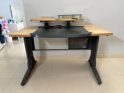 Wooden Great office table