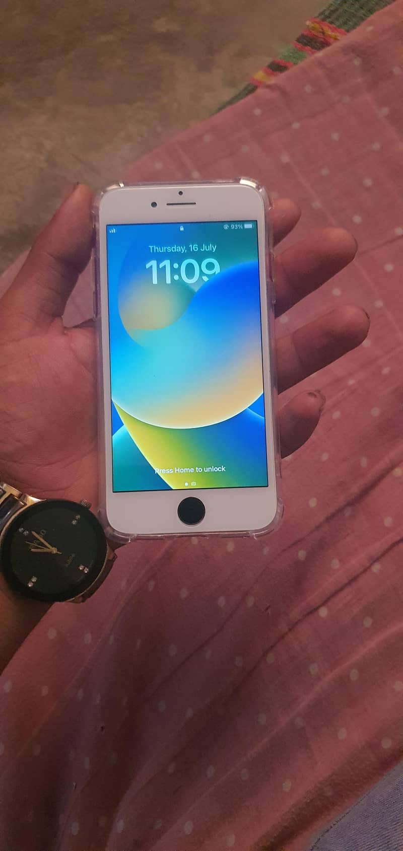 Apple iPhone 8 3
