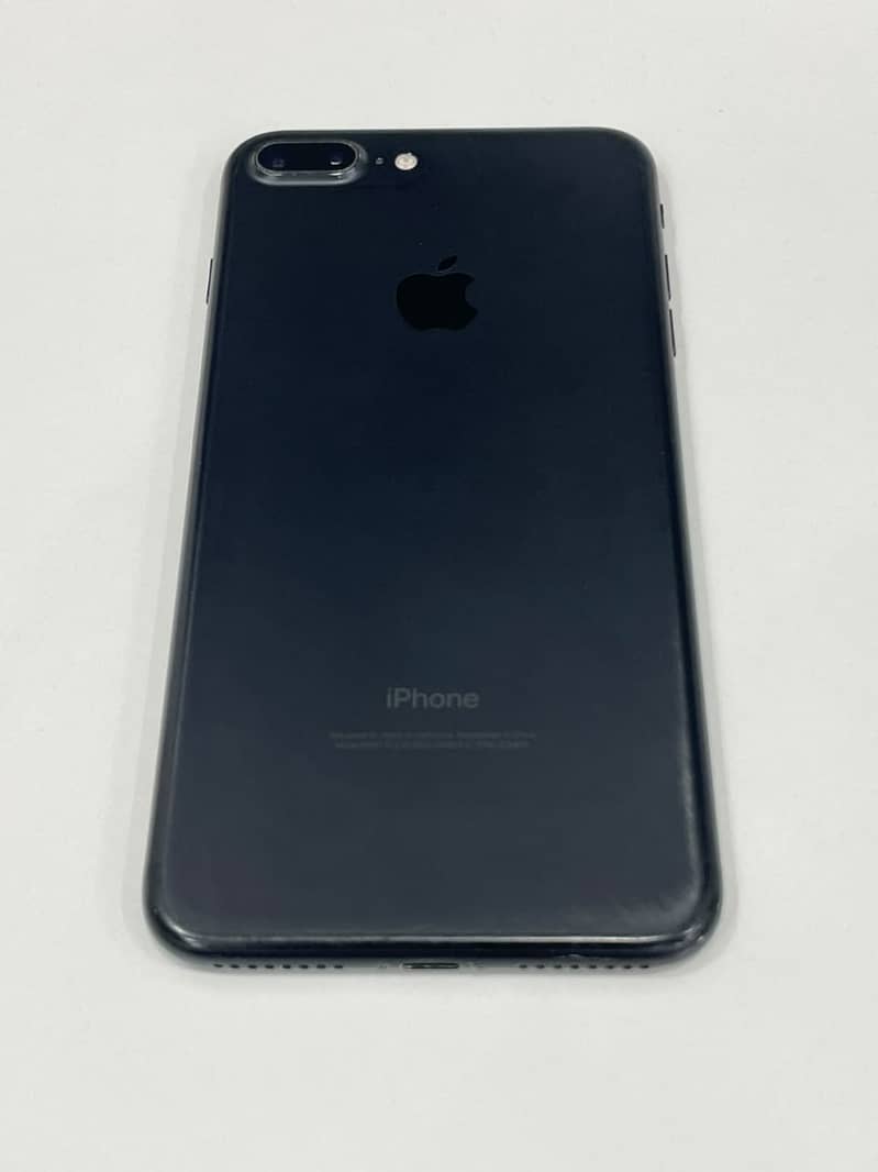 Apple iPhone 7 Plus 1