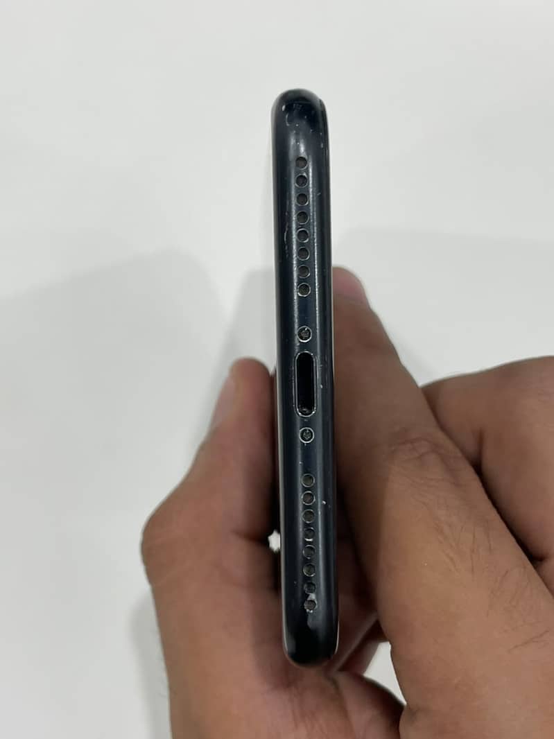 Apple iPhone 7 Plus 6