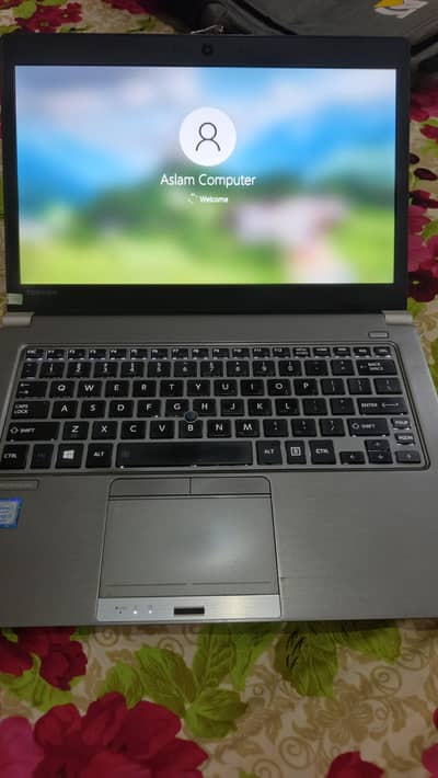 laptop for sale Core i5 6th generation with original charger and bag