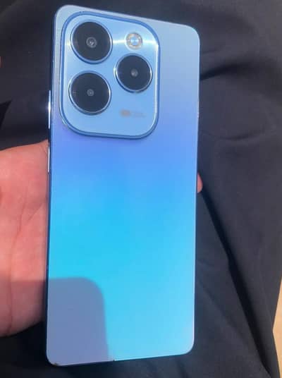 Infinix Hot 40