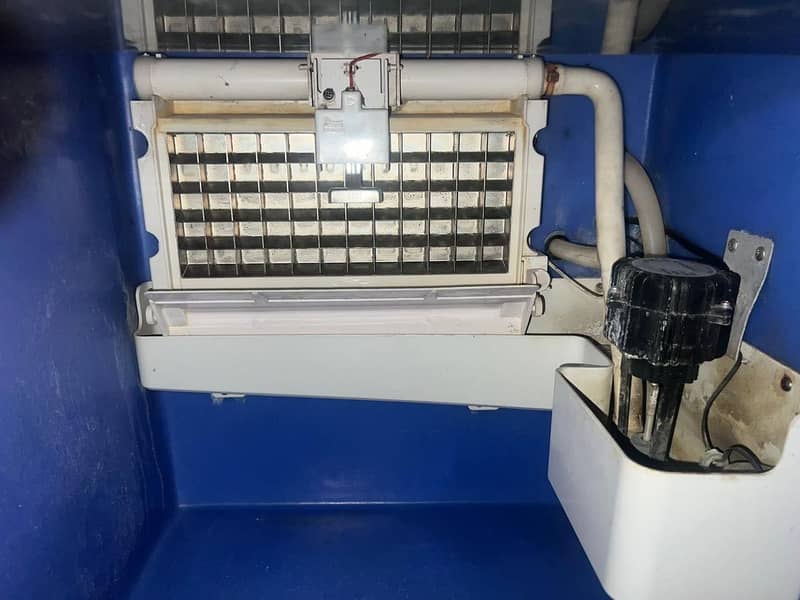 ICE MACHINE 3