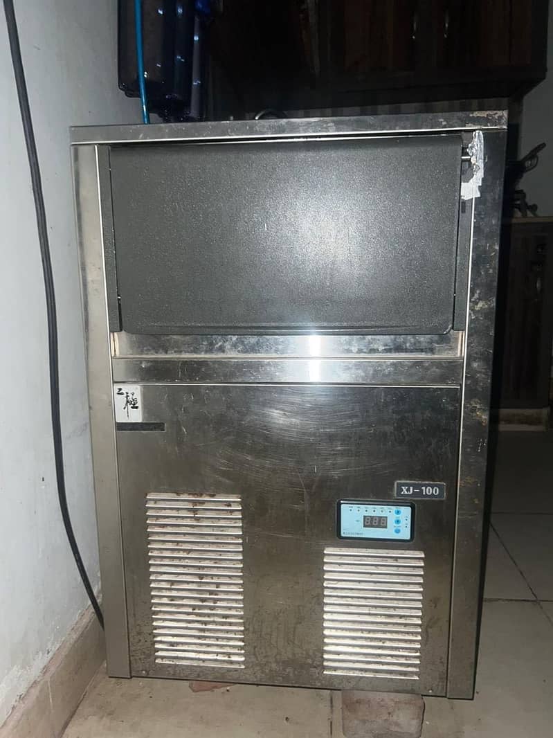 ICE MACHINE 5
