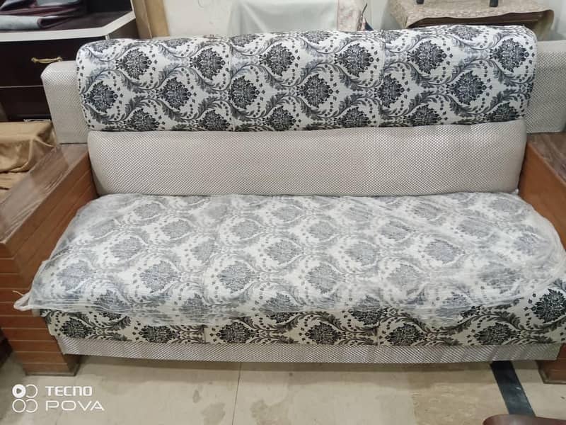5 seater sofa 3