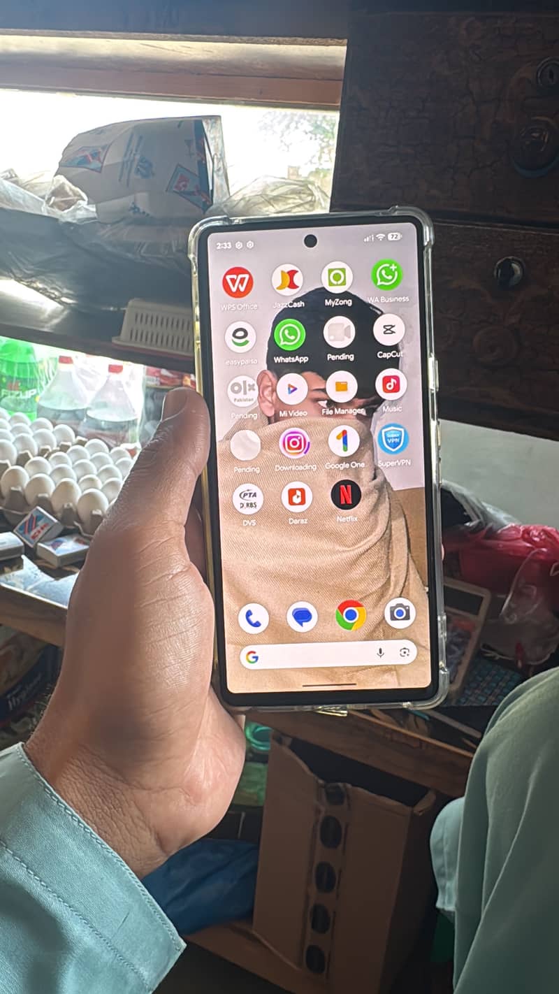 Google Pixel 7 4