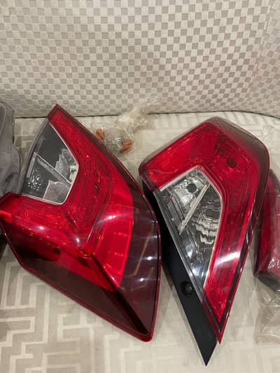 Honda Civic Original Halogen headlights and backlights 2018 model