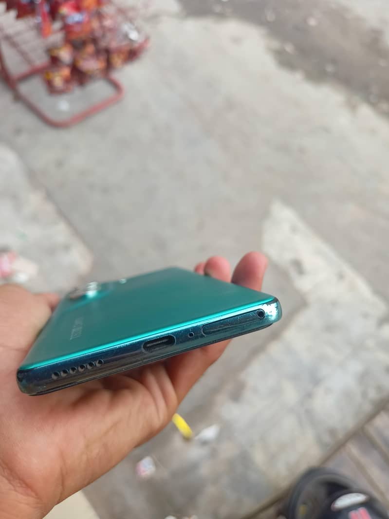 Tecno CAMON 40 2