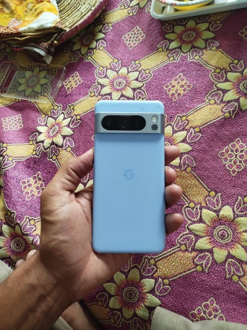 Google Pixel 8 Pro 0