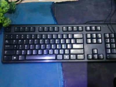 Dell Core i5 2nd Gen Desktop Computer with Monitor – Good Condition