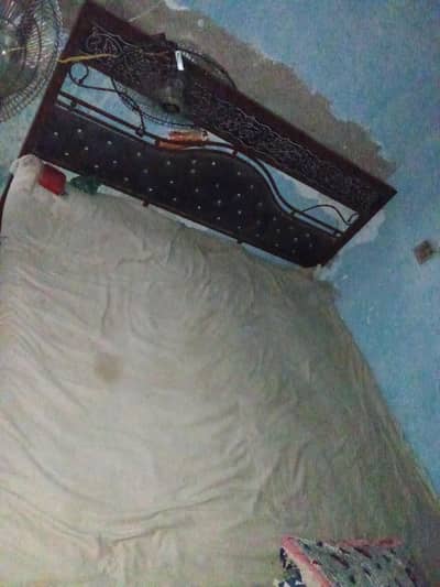 Iron bed without meters used condition 10/10