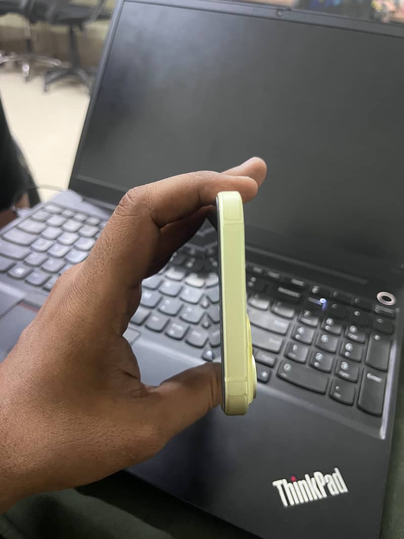 Apple iPhone 15 plus 4