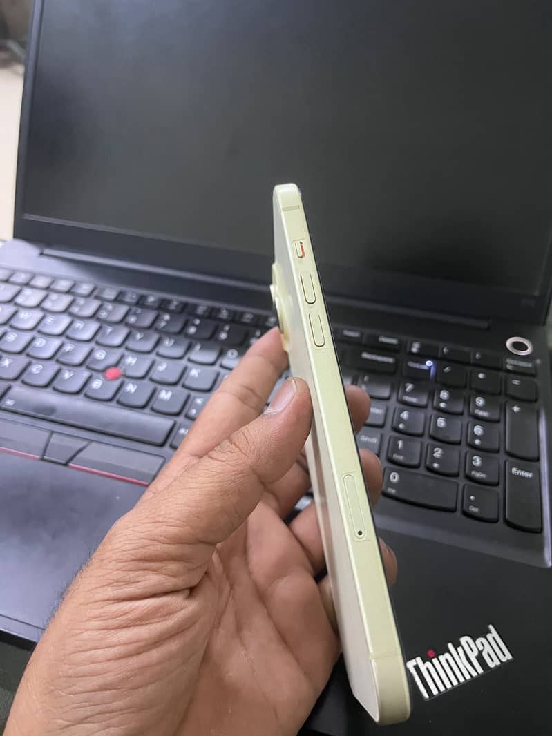 Apple iPhone 15 plus 5