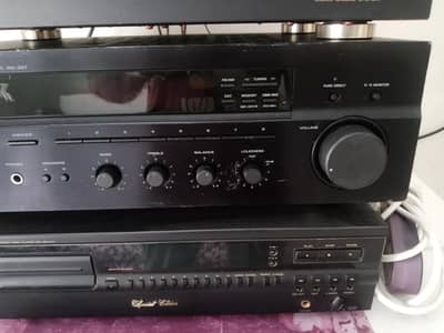 Yamaha RX 397 stereo amplifier