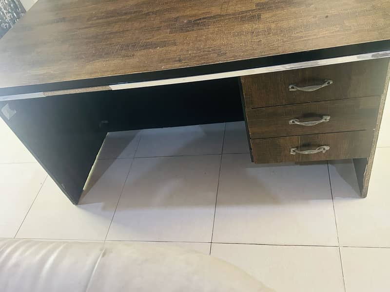 Office table 4