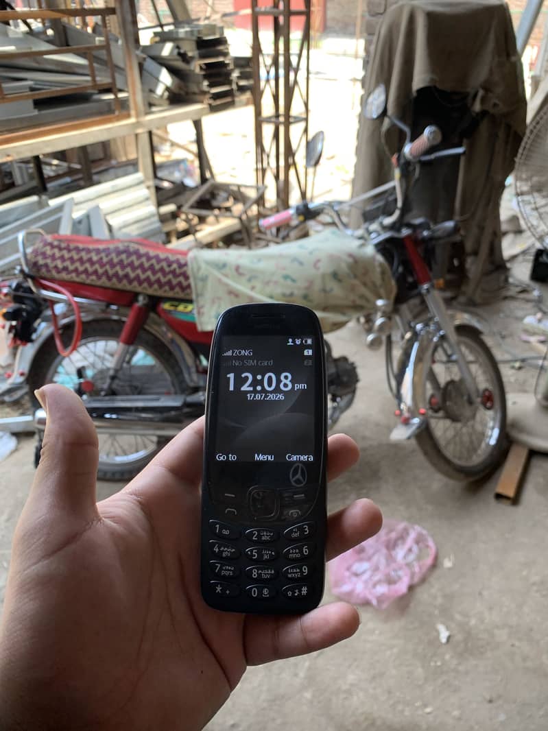 Nokia 6310 2