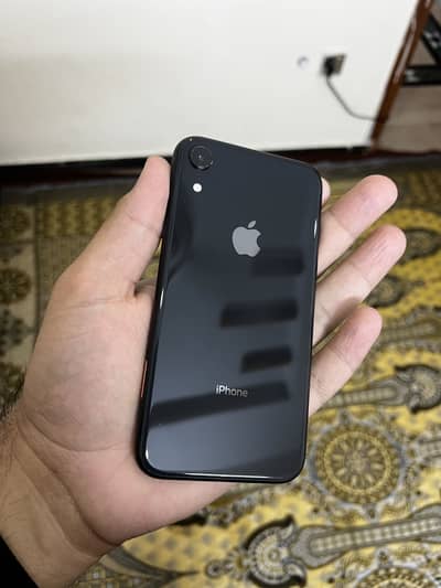 Apple iPhone XR