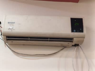 Haier 1 ton used Ac in working conditions