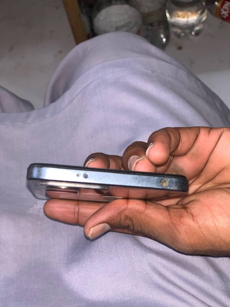 Xiaomi Redmi Note 12 4