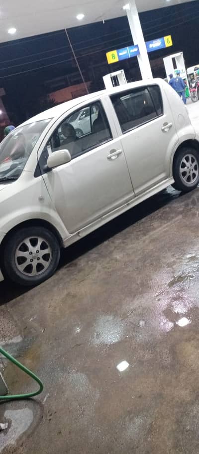 Toyota Passo 2004