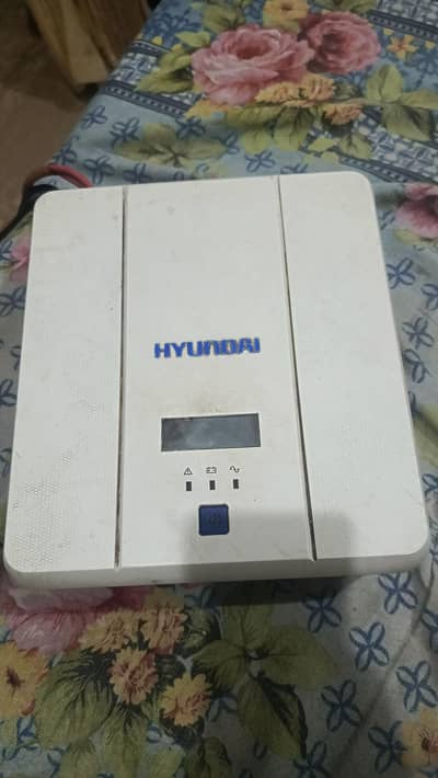 Hyundai UPS HI-1000 (1000VA / 700W) – Excellent Condition