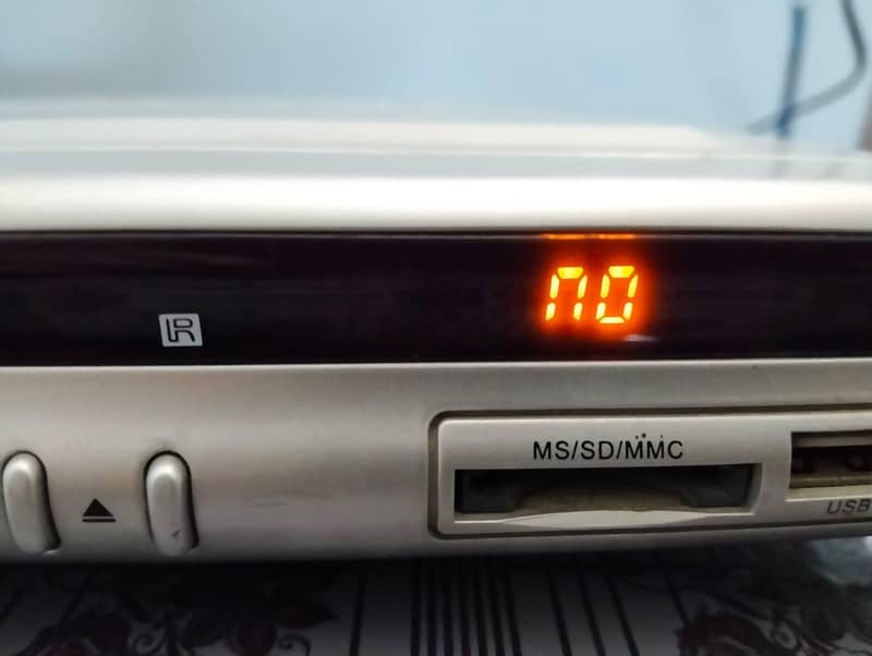 DVD player 7