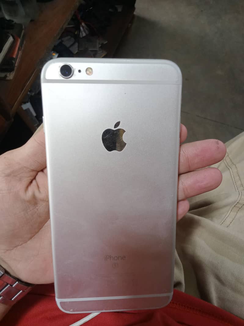 Apple iPhone 6S Plus 5