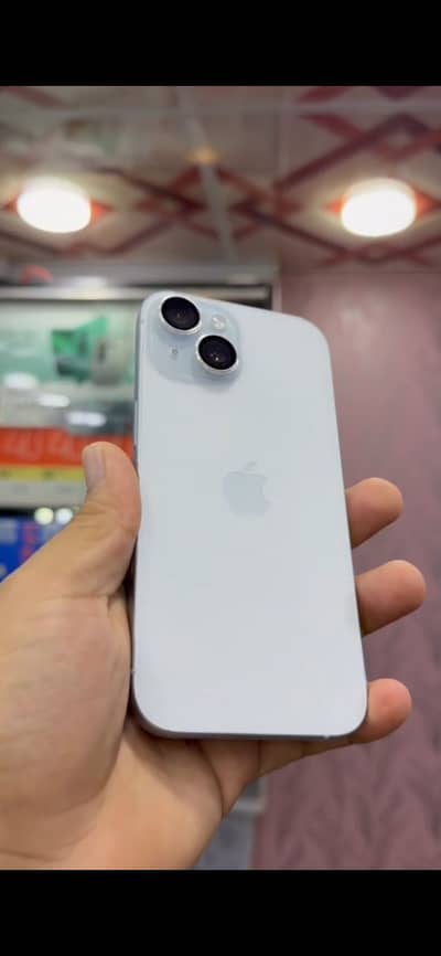 Apple iPhone 15