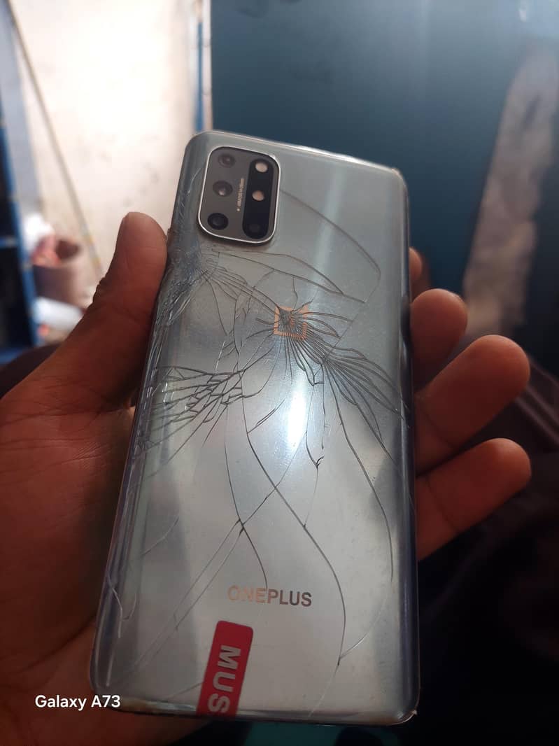 One Plus 8T 4