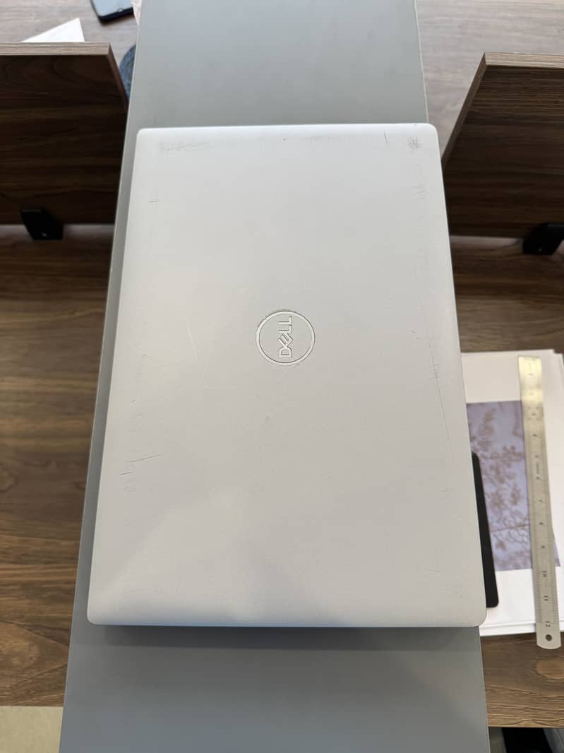 Dell Precision 3561 3