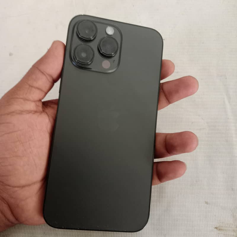 Apple iPhone 14 Pro Max 0