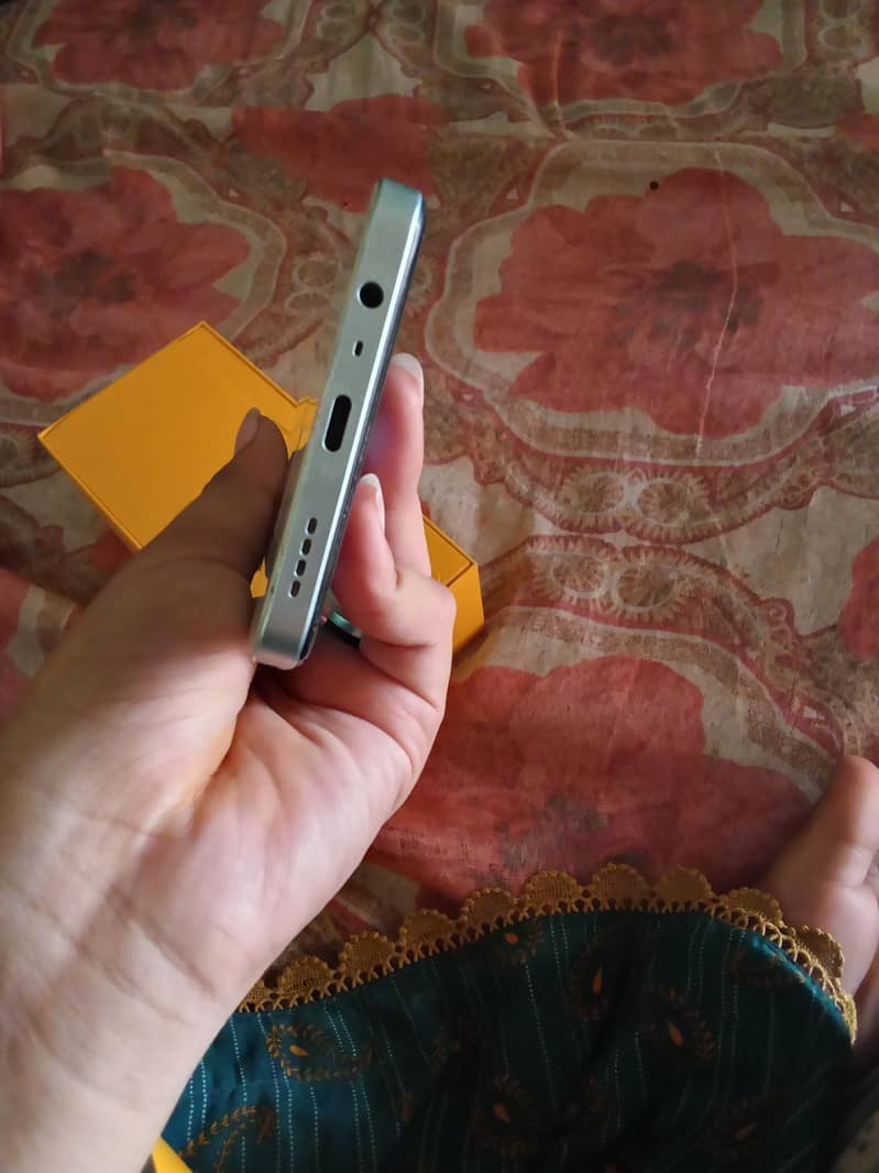 Realme Note 60x 3