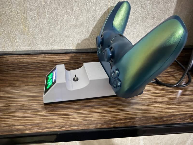 Charging dock 1