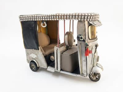 Decorative Silver Rickshaw Toy / Showpiece (Excellent Condition)