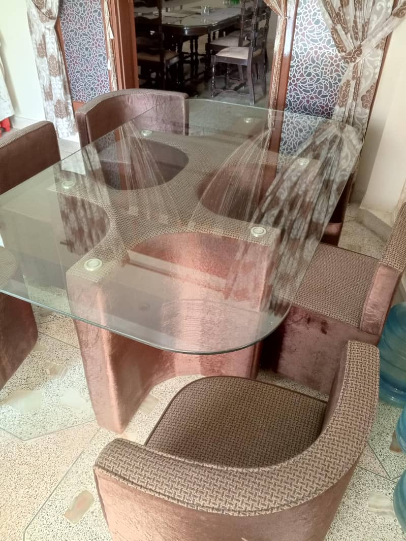 6 Seater Dining table 0