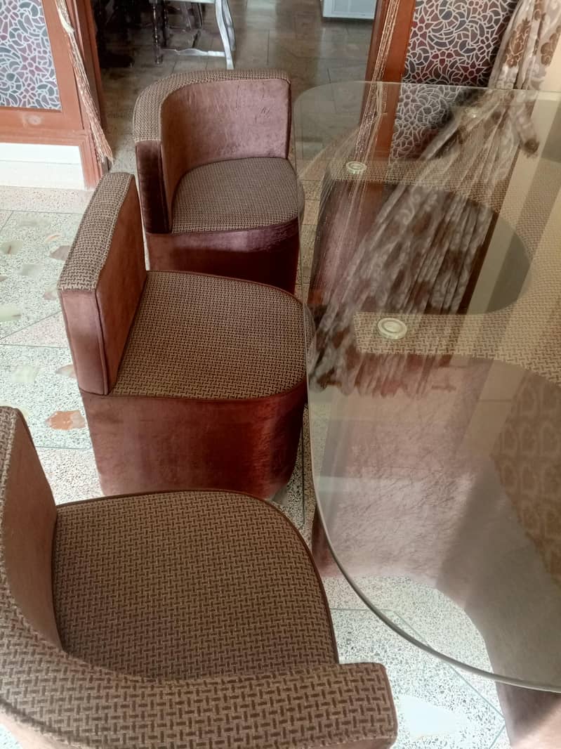 6 Seater Dining table 3
