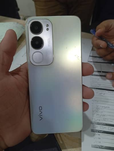 Vivo Y19s