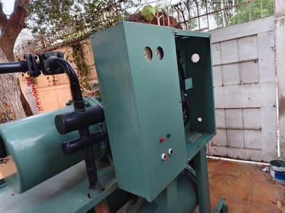 Hitachi Chiller 60HP , 32.3 KW