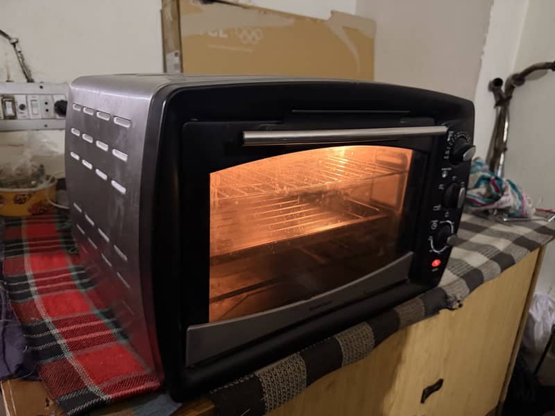 Microwave silver crest 3