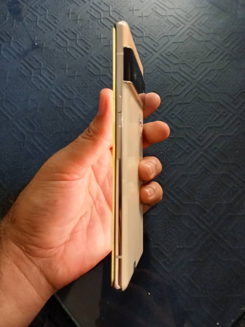 Google pixel 6pro 4