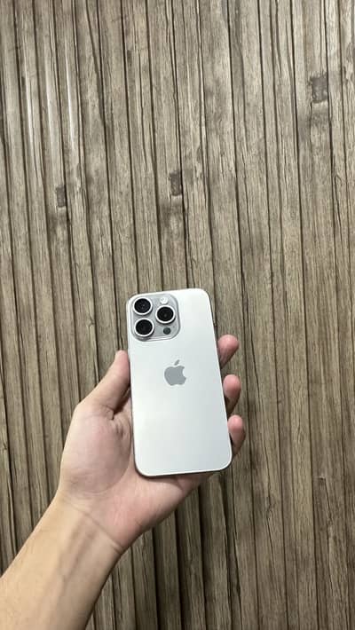 Apple iPhone 15 Pro