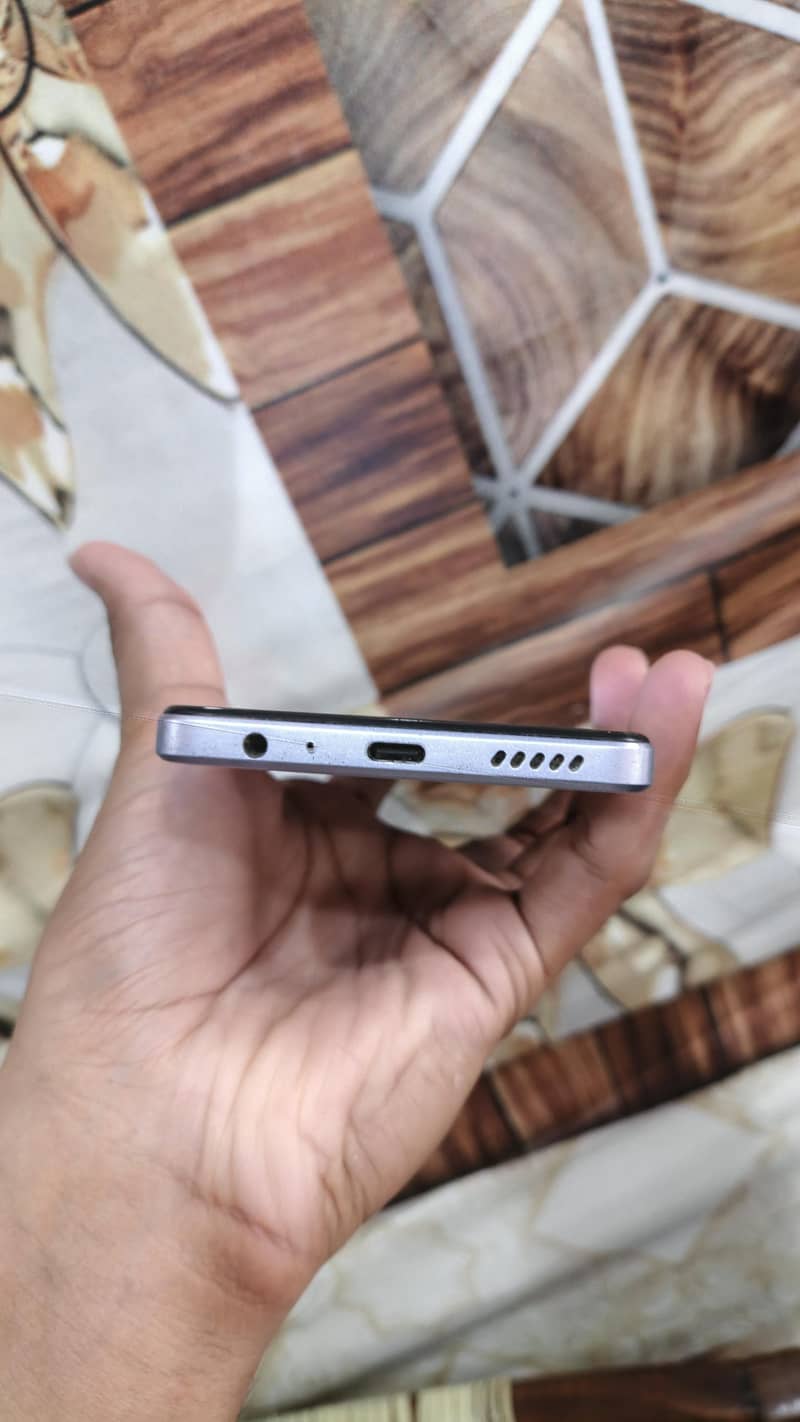 dcode bold 3 2