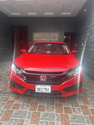 Honda Civic 2017 UG top of the line . total genuine